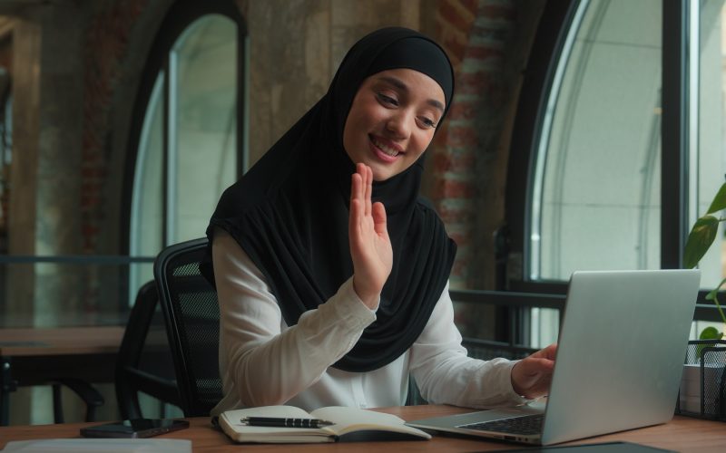 Arabian islamic woman in hijab happy muslim businesswoman girl female business coach virtual
