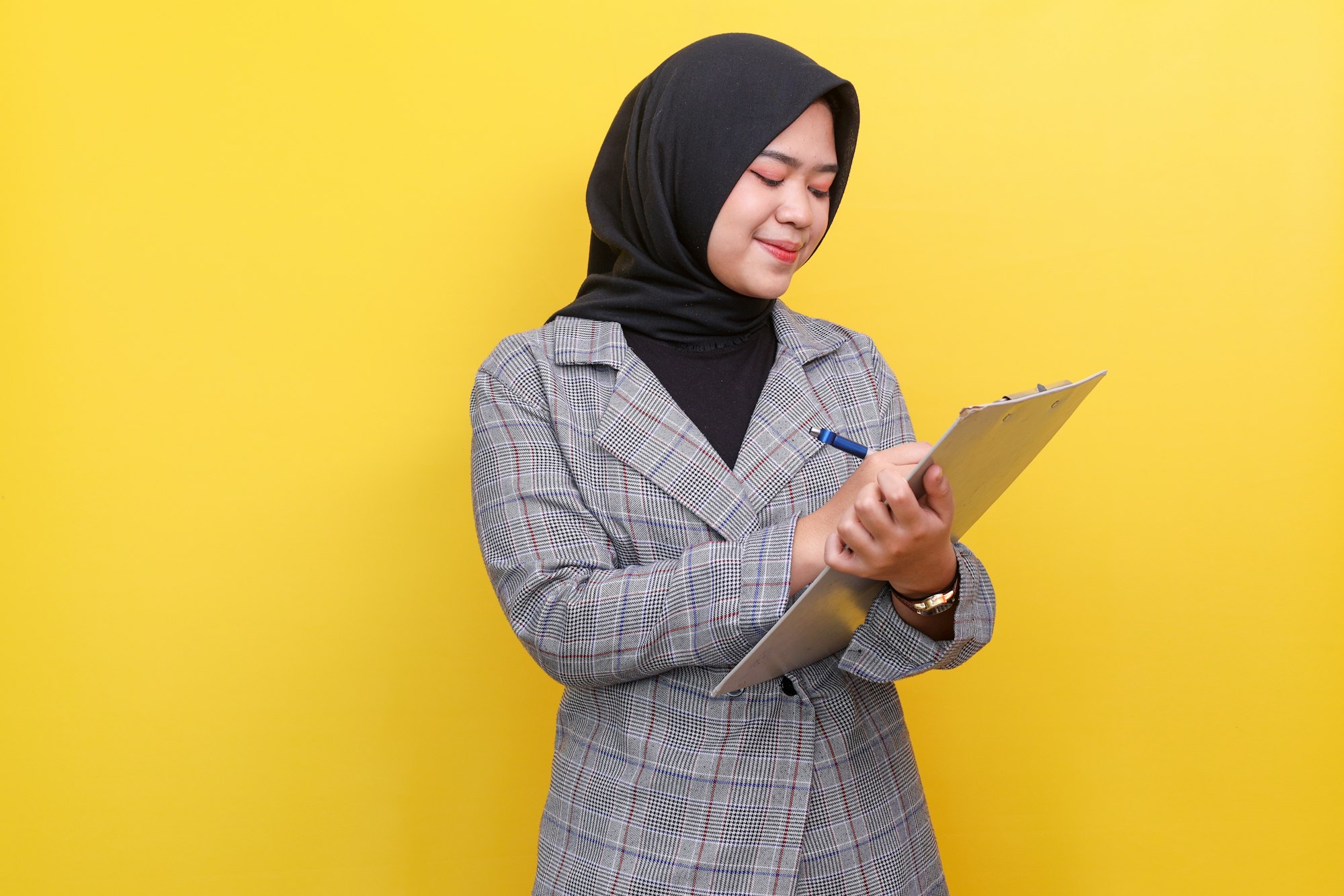Muslim woman working expression for job advertisement