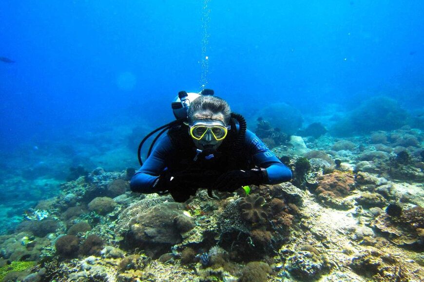 old-scuba-diver